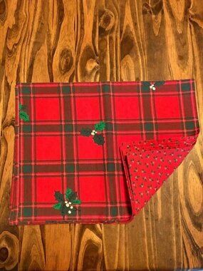 Vintage Christmas Homemade reversible holly placemats set of 4